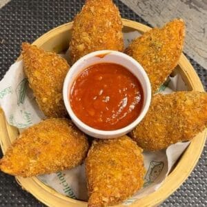 Paneer Kurkure Momos