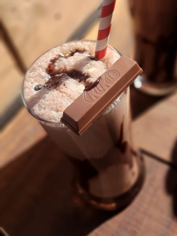 Kit Kat Shake
